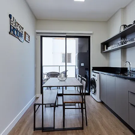 Cod. 1129 - Apartamento Com 01 Quarto, Vista Mar Com Rooftop, E Piscina Bombinhas Exterior photo