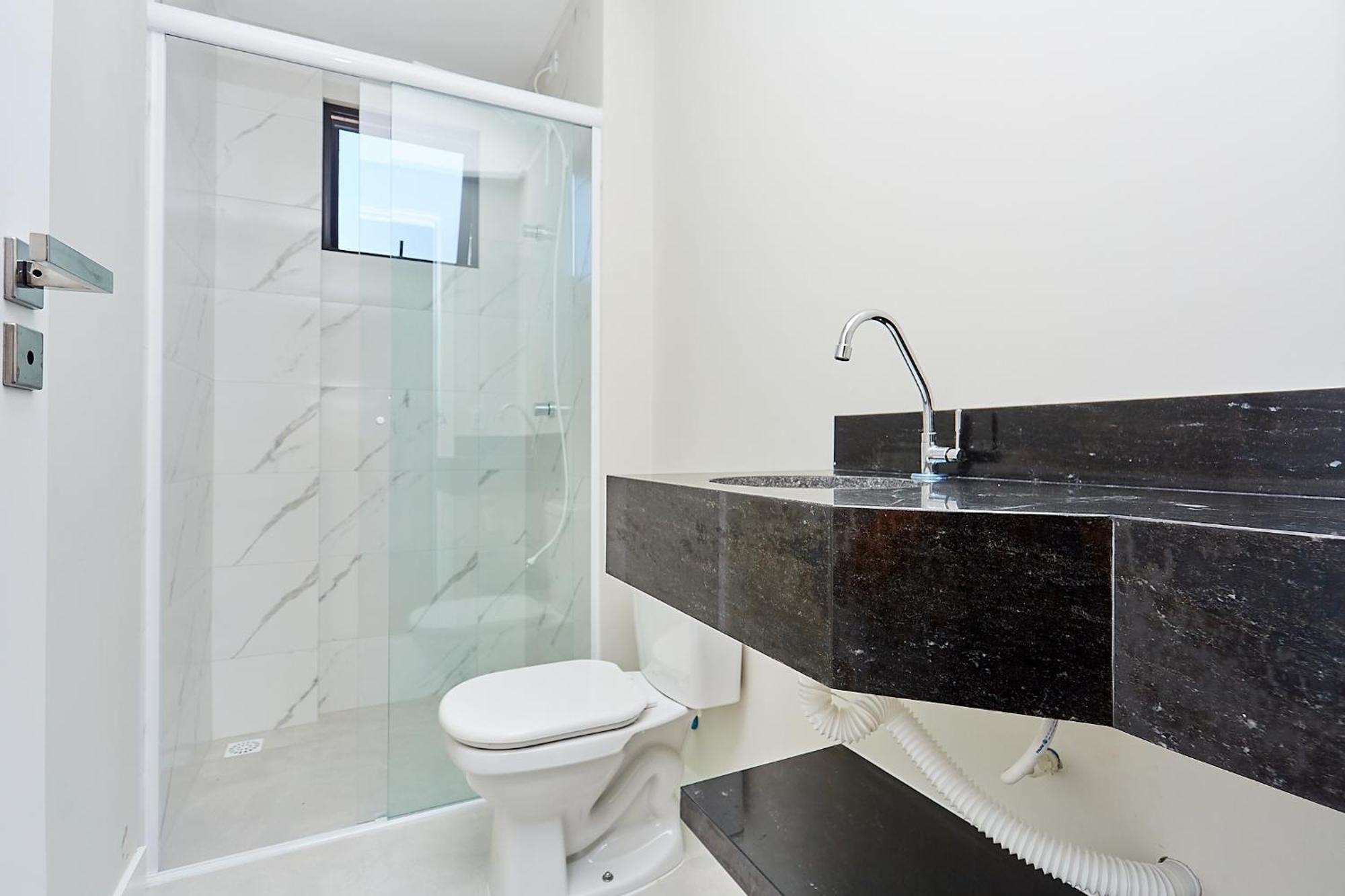 Cod. 1129 - Com 01 Quarto, Vista Mar Com Rooftop, E Piscina Bombinhas